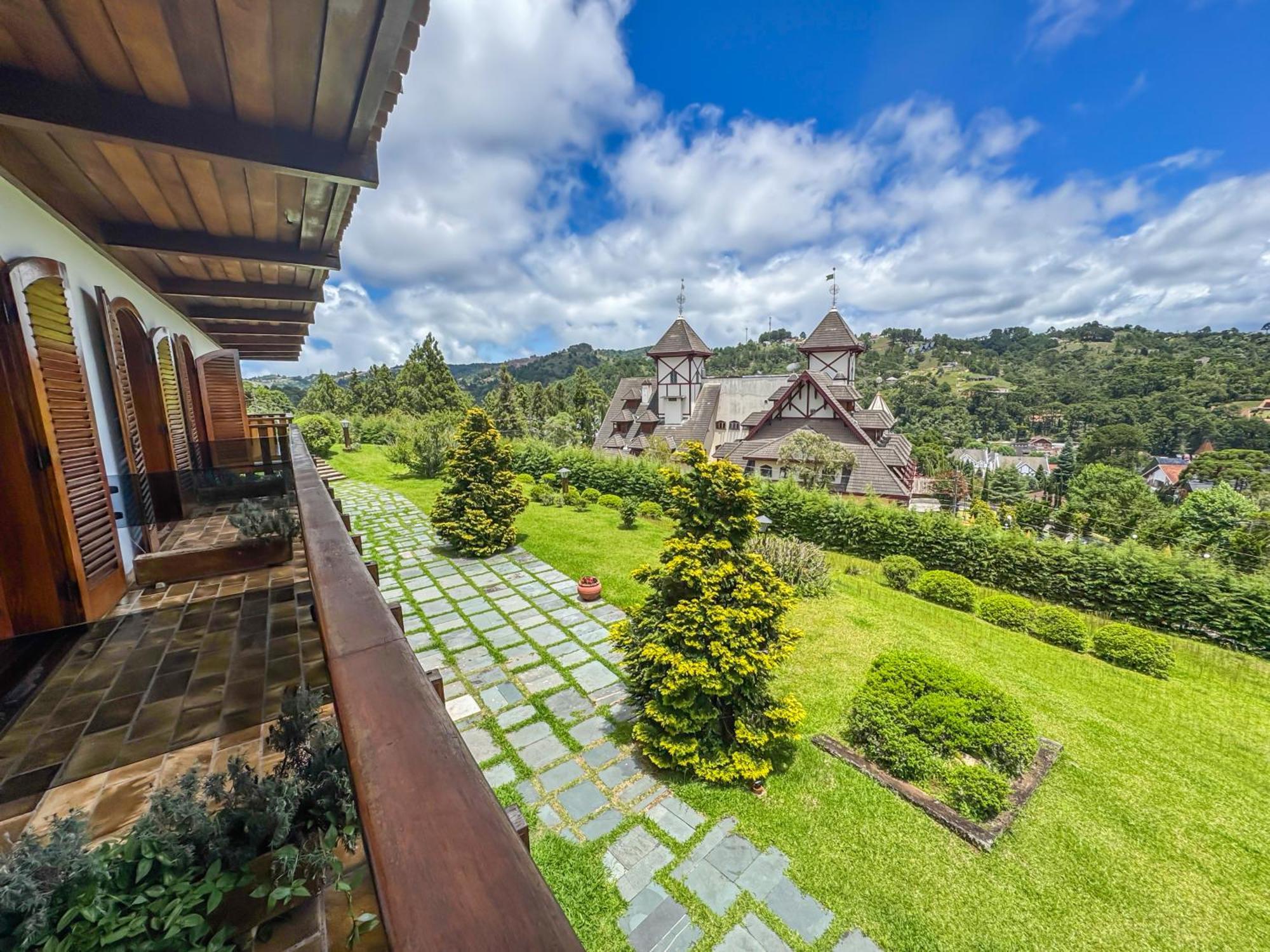 Mansao Nacional Inn Кампус-ду-Жордан Екстер'єр фото