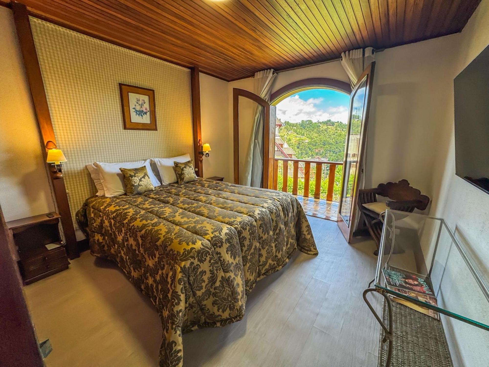 Mansao Nacional Inn Кампус-ду-Жордан Екстер'єр фото