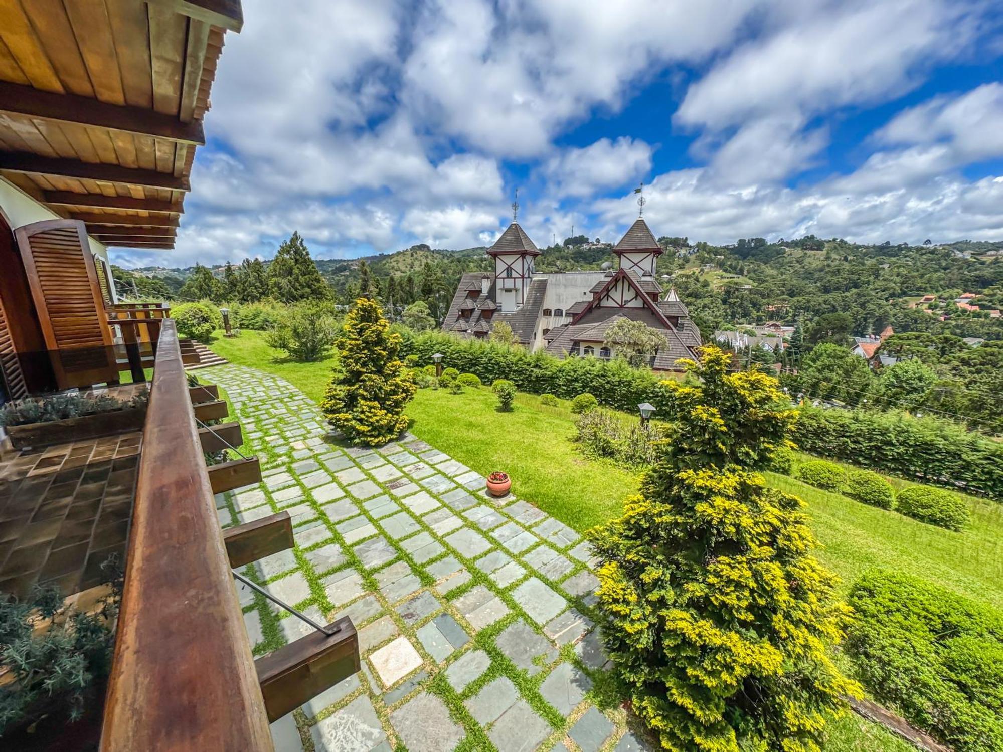 Mansao Nacional Inn Кампус-ду-Жордан Екстер'єр фото